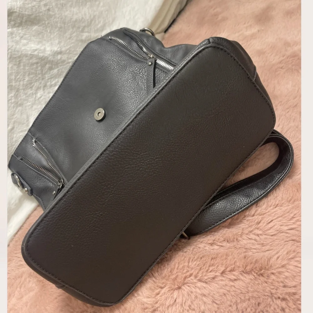 Darcy Marks great used